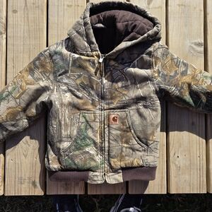 Carhartt Jacket Camo Quilt Lined Boys Size Small (7-8)